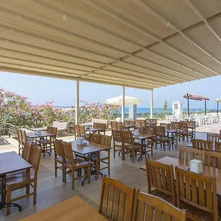 Otel Atlas 4*